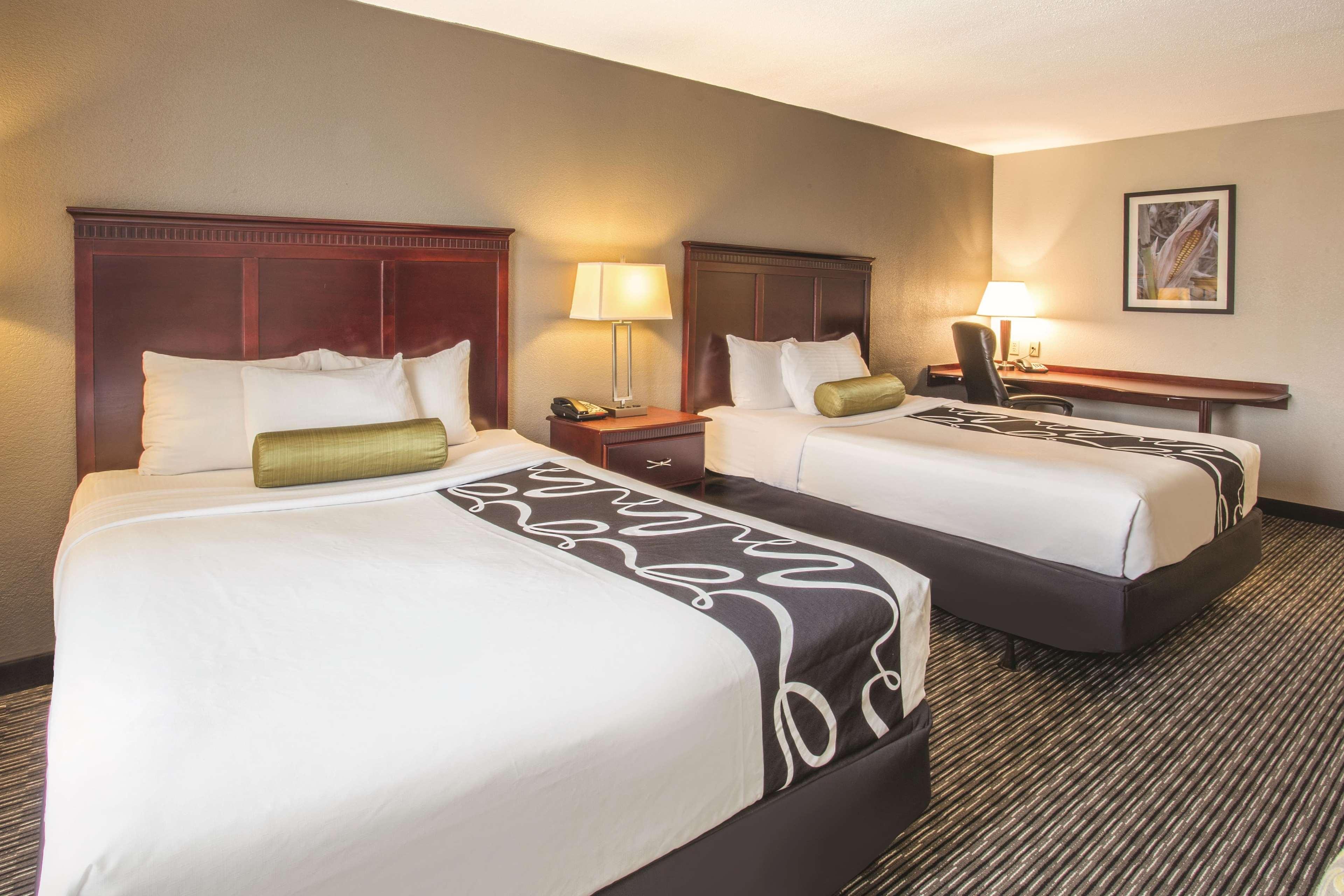 La Quinta By Wyndham Indianapolis South Hotel Exterior photo