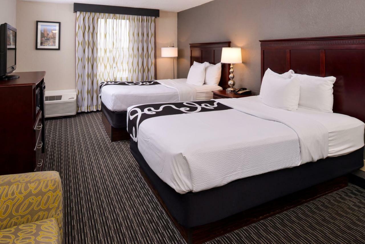 La Quinta By Wyndham Indianapolis South Hotel Exterior photo
